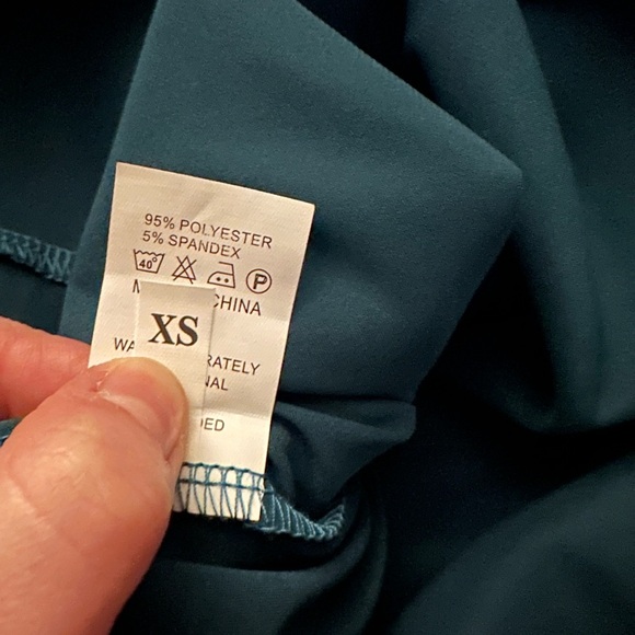 Satin dress👗 - Picture 6 of 6